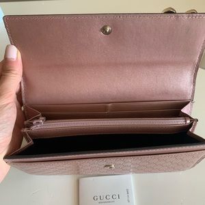 gucci 2711h8402